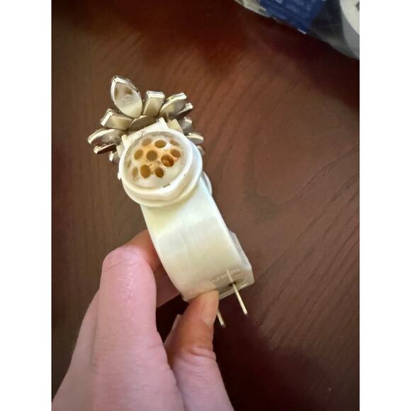 Bath & Body Works WallFlower - Picture 2 of 3